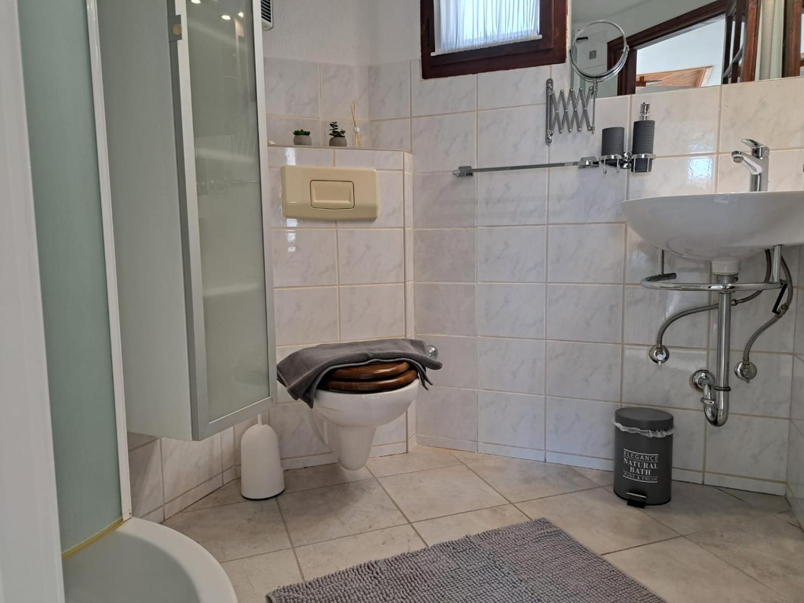 Villa Apartments Oliva Сегет-Враниця Екстер'єр фото