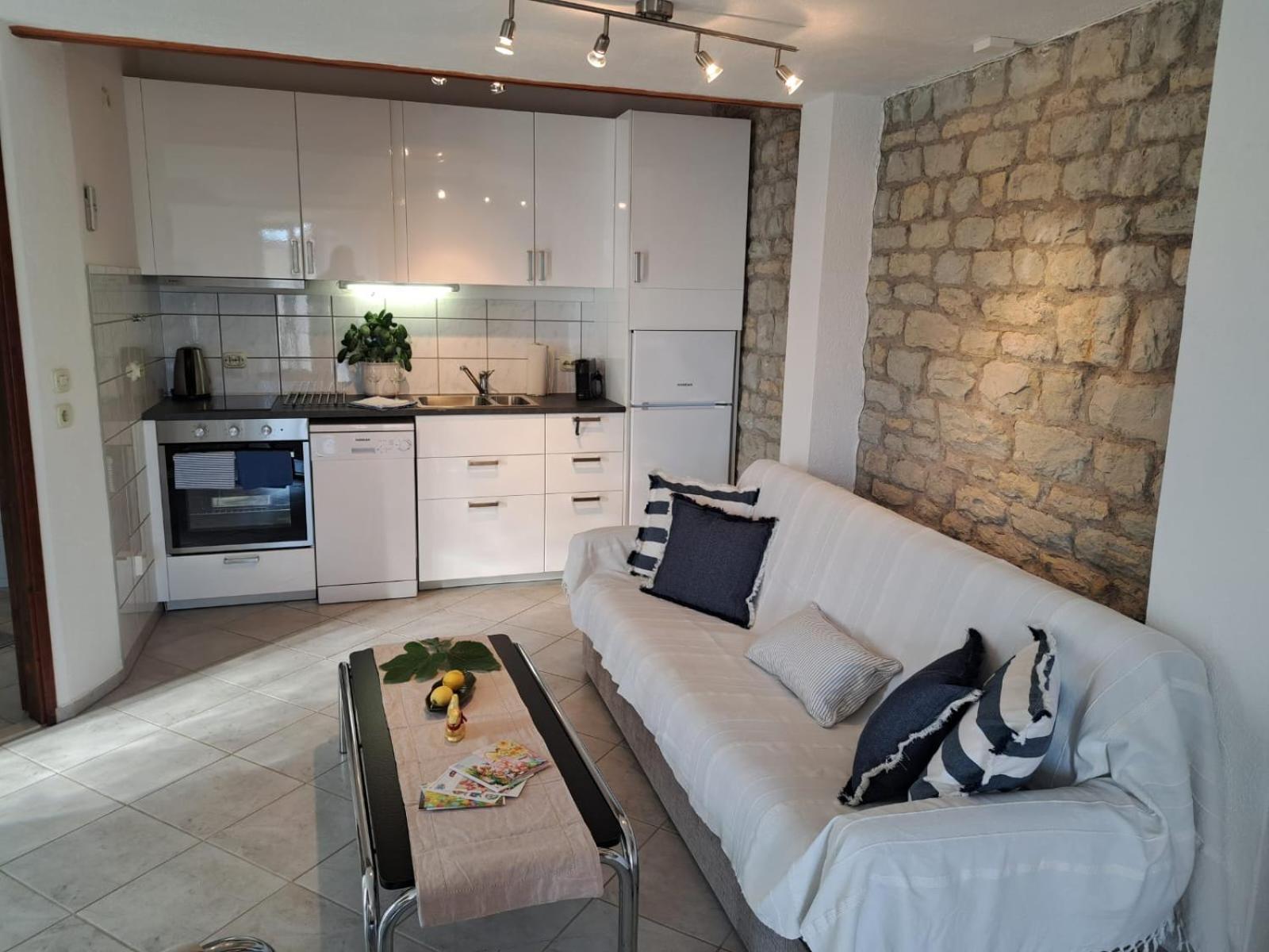 Villa Apartments Oliva Сегет-Враниця Екстер'єр фото